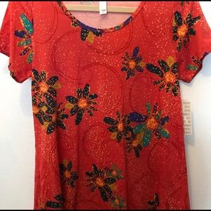 XS LuLaRoe Classic T